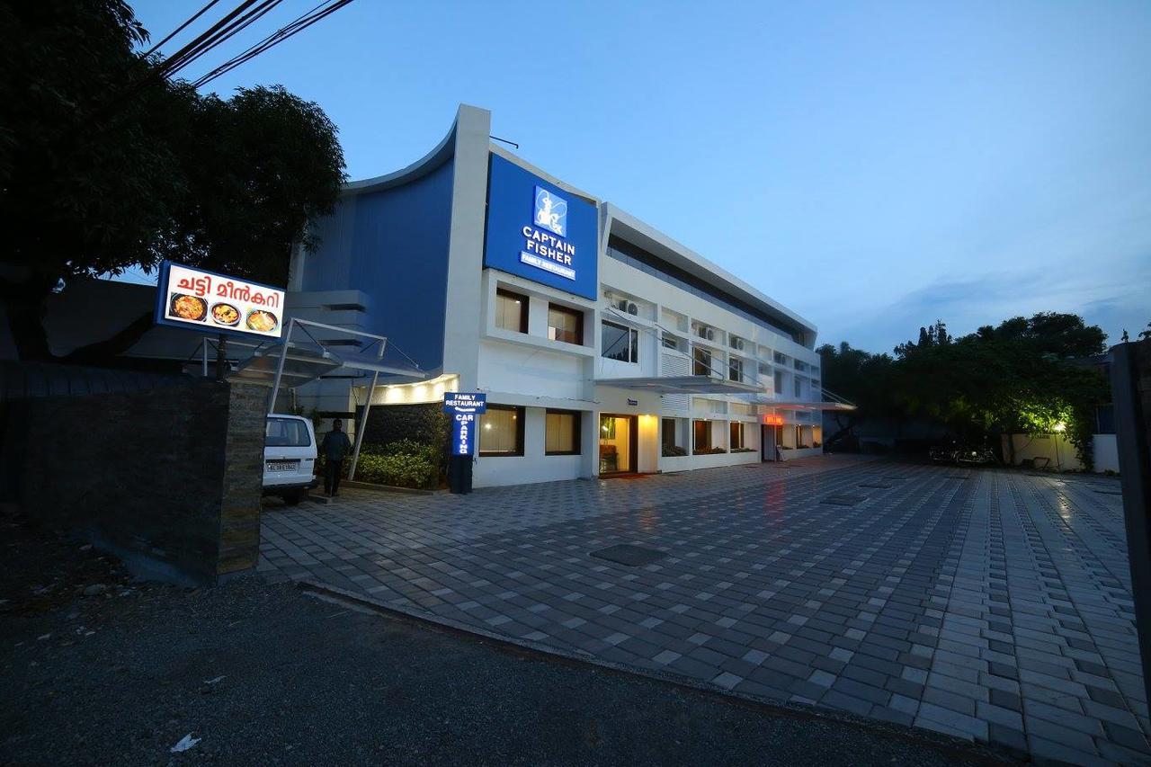 Hotel Captain Fisher Kochi Exterior foto
